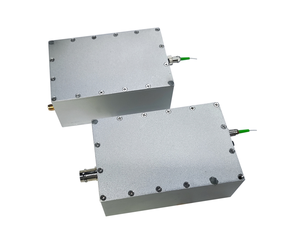 KG-ROFxxxxT 系列模拟宽带光收发链路产品图